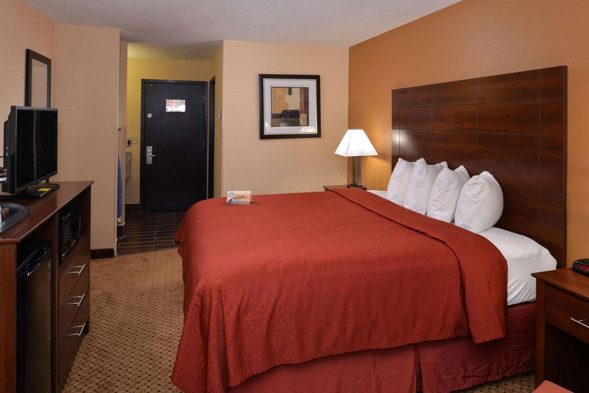 אפלטון Quality Inn מראה חיצוני תמונה